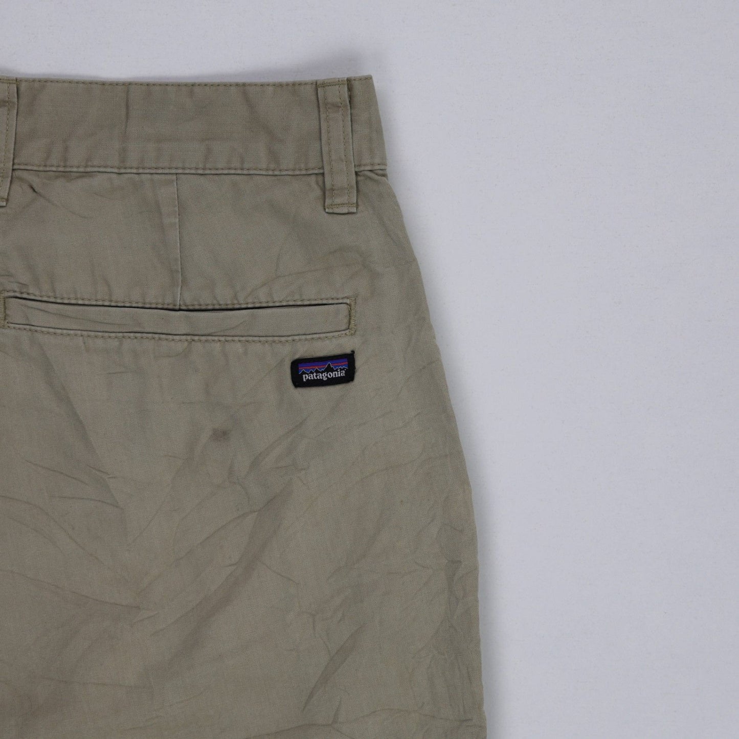 Patagonia Men's Casual Shorts 31 in Khaki Organic Cotton 8 in Inseam