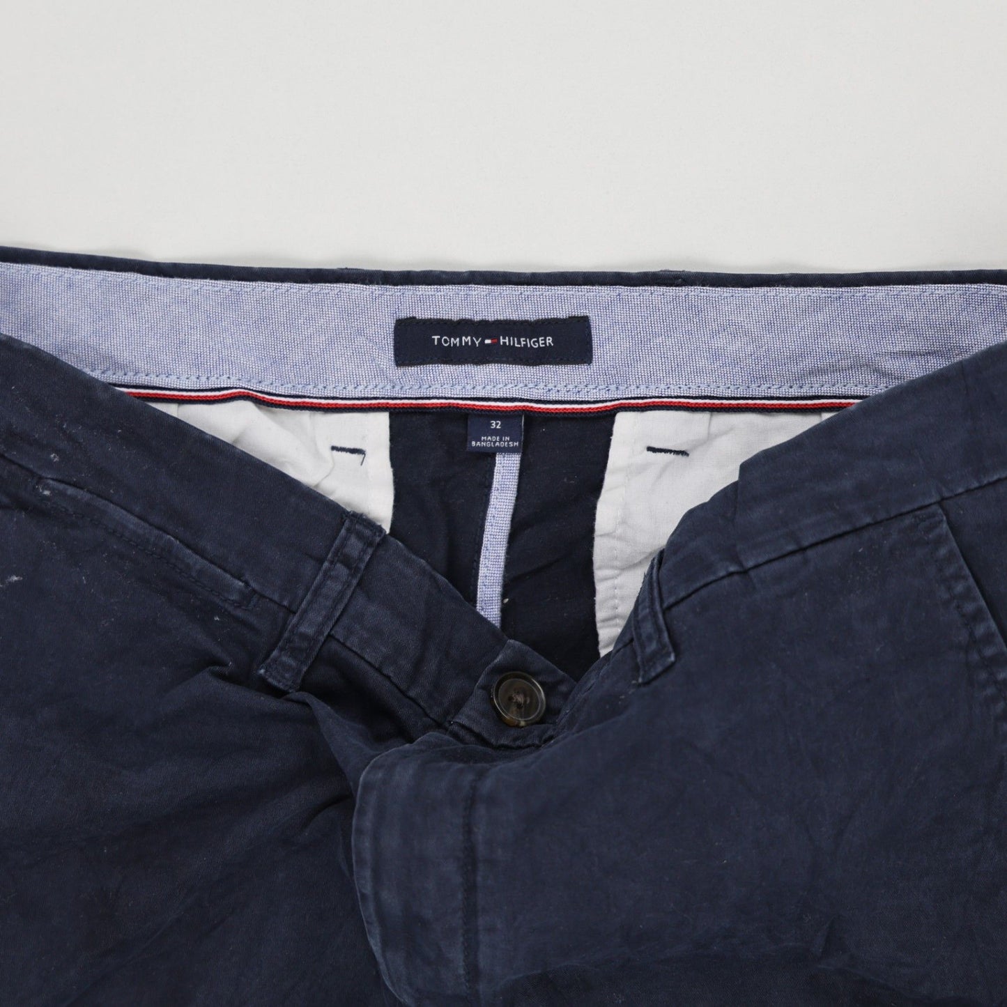 Tommy Hilfiger Men's Navy Blue Chino Shorts 32 in Cotton