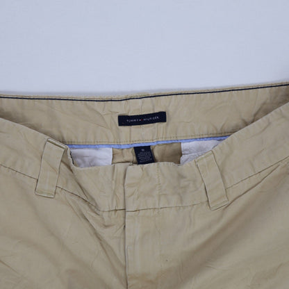 Tommy Hilfiger Khaki Cotton Shorts Size 10 7 Inch Inseam Casual