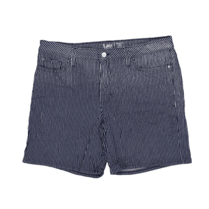 Lee Women's Navy Blue and White Striped Shorts Size 14 Medium 100 Percent Cotton 12 Inch Inseam