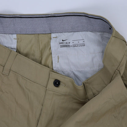 Nike Golf Shorts Beige 40 in Polyester Cotton Blend