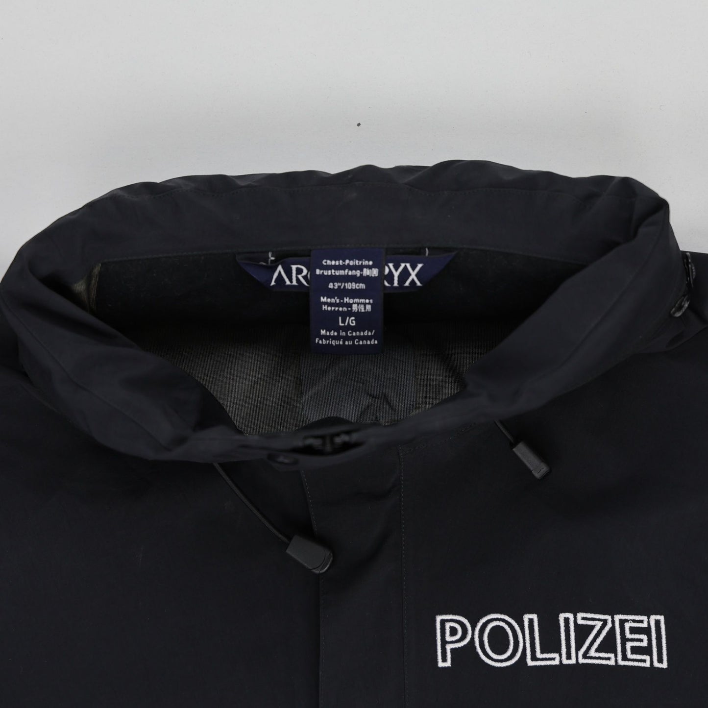 Arc'teryx Men's Black Tactical Jacket Size Large